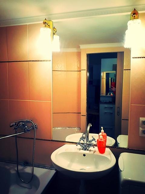 Apartment In The City Center Ivano-Frankivsk Extérieur photo