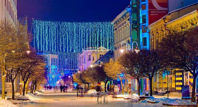 Apartment In The City Center Ivano-Frankivsk Extérieur photo